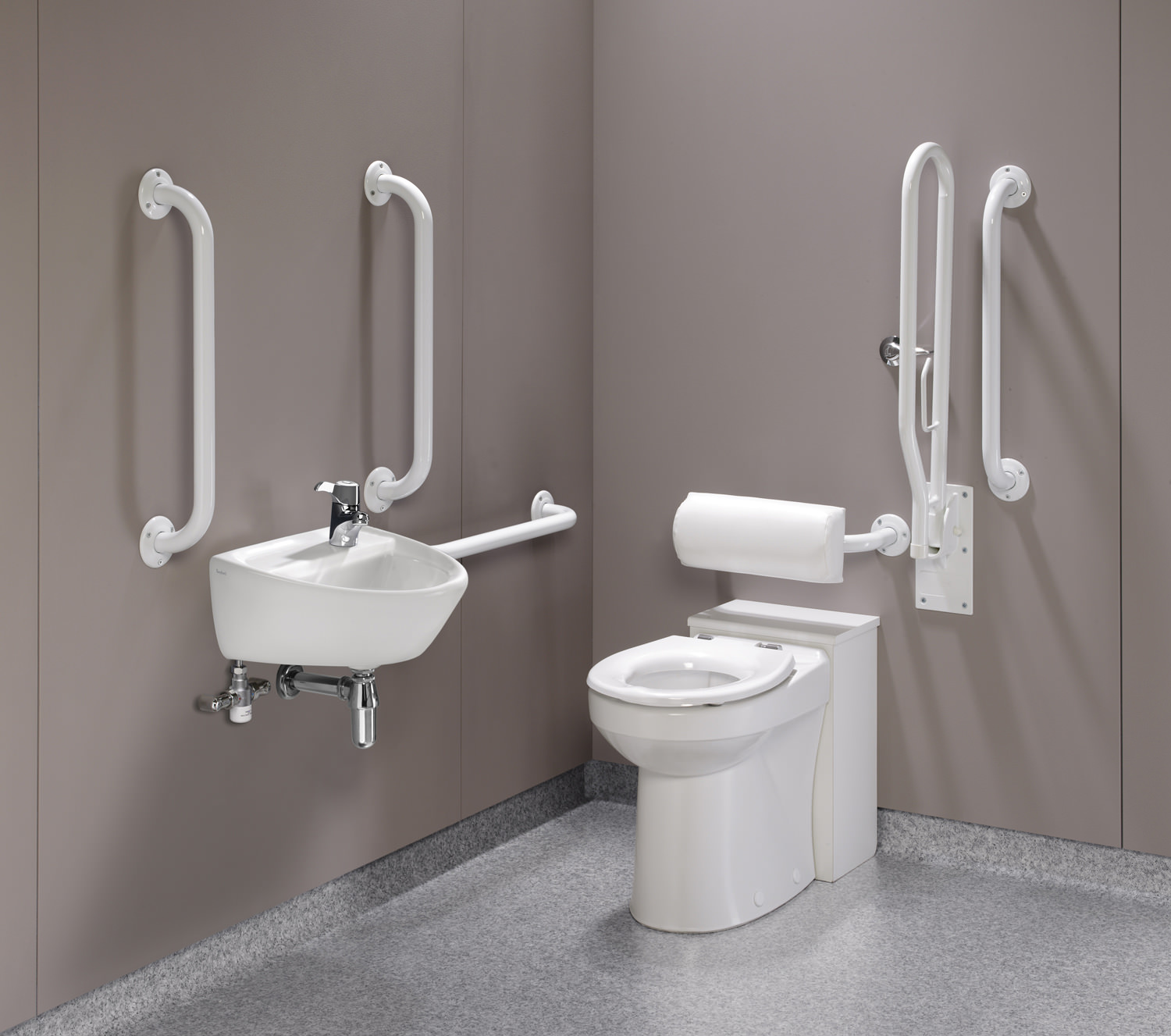 Twyford Doc.M Rimless WC BTW Pack With White Grab Rails And Seat